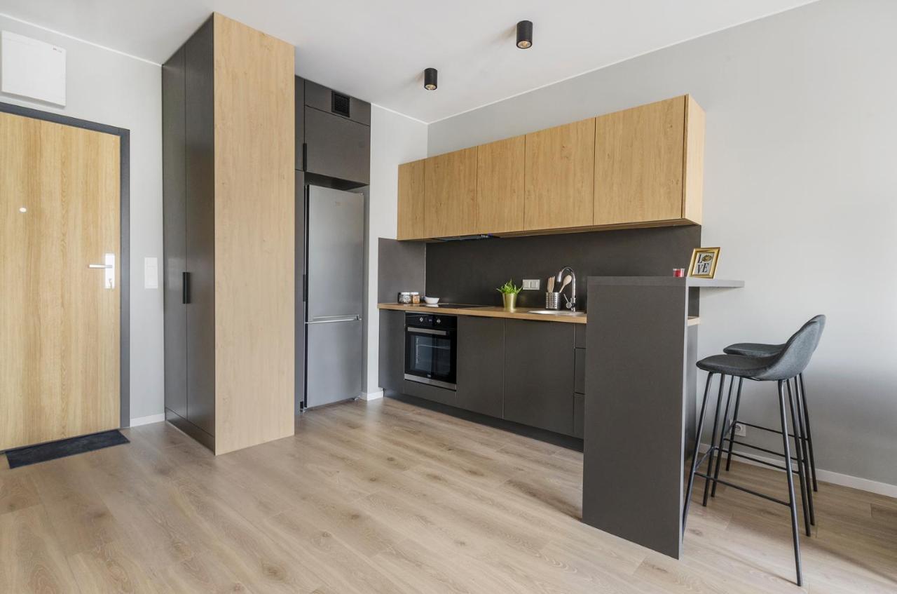 Aparthouse Fabryczna Лодз Екстериор снимка