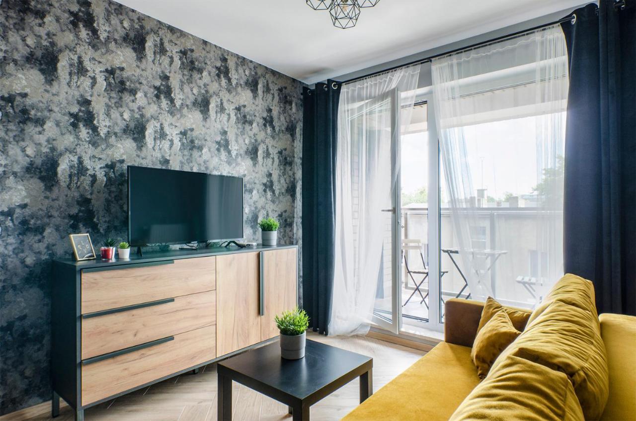 Aparthouse Fabryczna Лодз Екстериор снимка