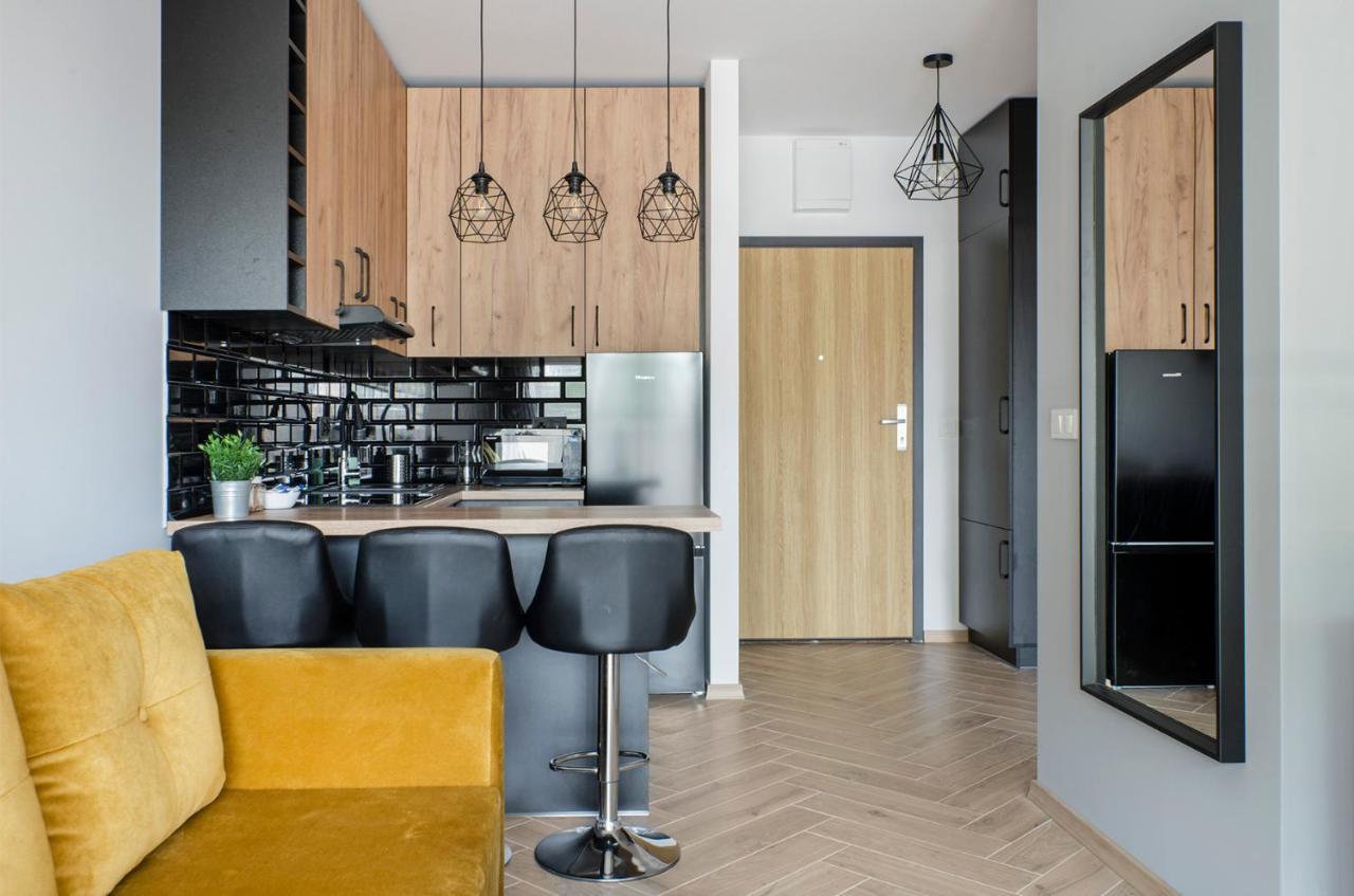 Aparthouse Fabryczna Лодз Екстериор снимка