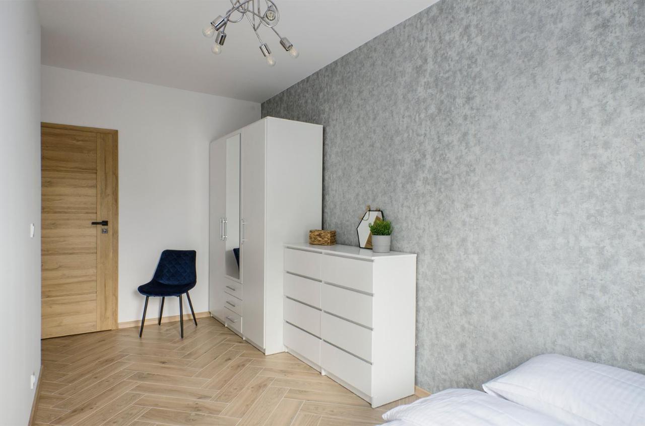 Aparthouse Fabryczna Лодз Екстериор снимка